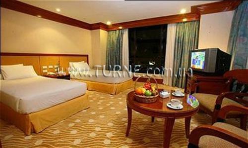 Готель Linden Suites 4*
