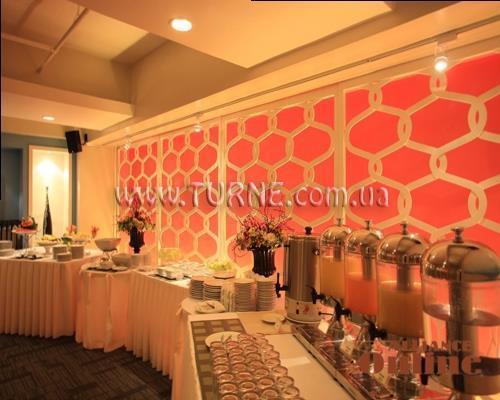 Готель Malayan Рlaza 3*