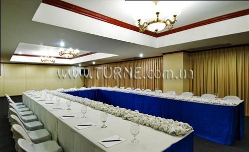 Отель Berjaya Manila Hotel 3*