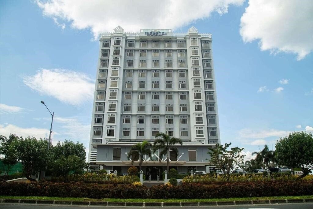 Картинка Microtel Mall of Asia Manila 3*