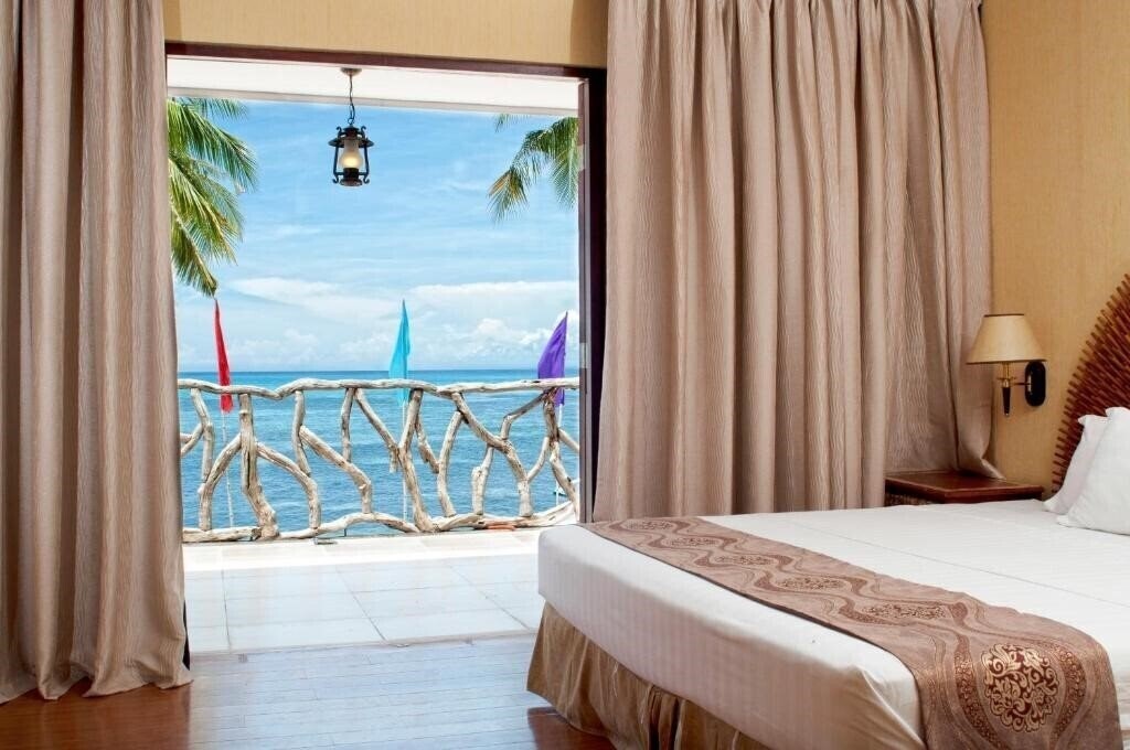Зображення Malapascua Legend Water Sports And Resort 3*