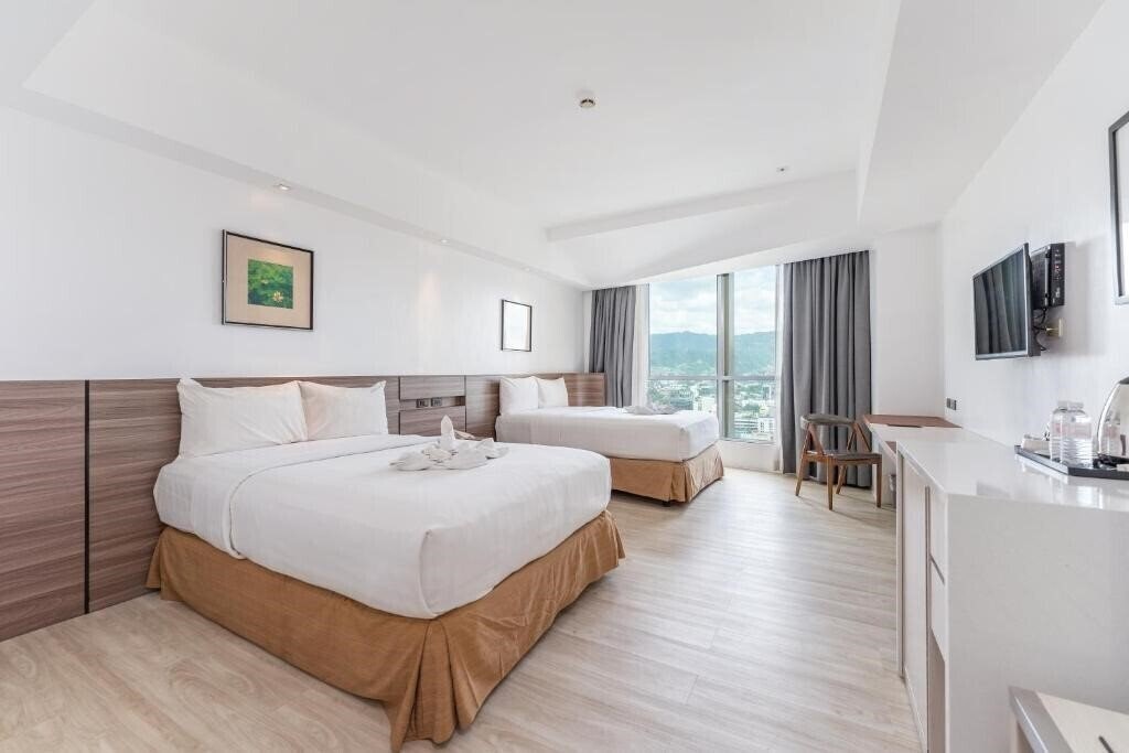 Готель Crown Regency Residences Cebu 3*