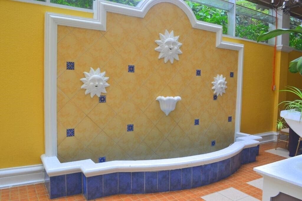 Фотографія Hotel Elizabeth 3*