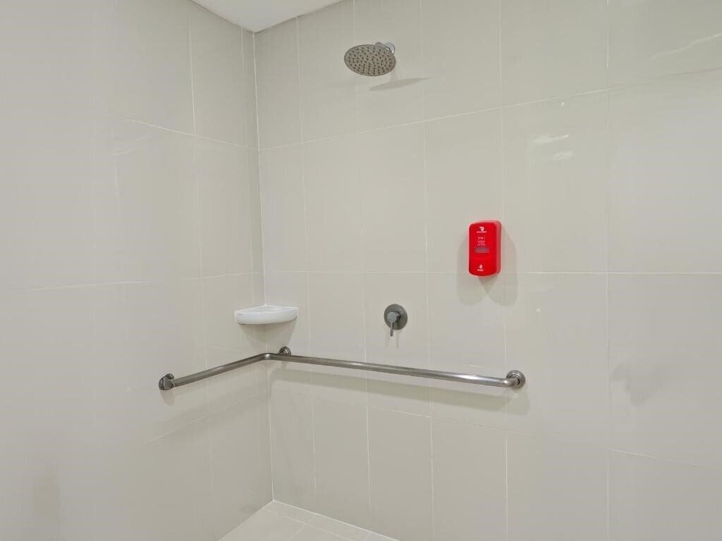 Зображення Red Planet Hotel Cebu 2*