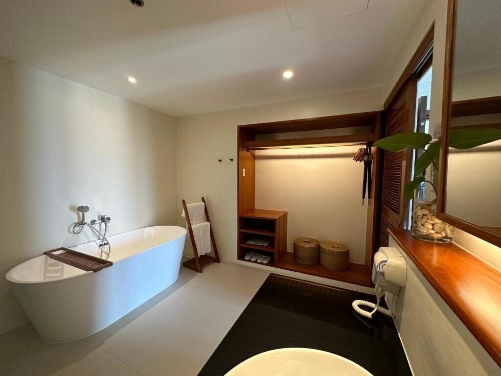 Зображення Maribago Bluewater Beach Resort 4*
