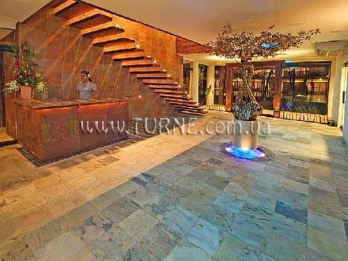 Готель Maribago Bluewater Beach Resort 4*