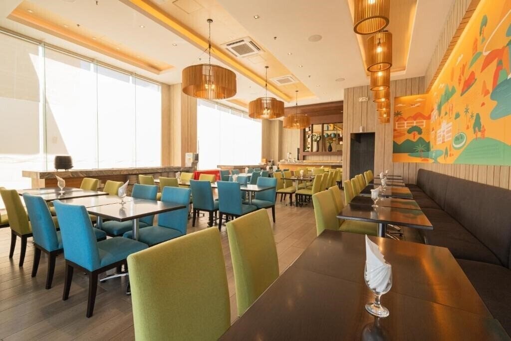 Зображення Bayfront Hotel Cebu Capitol Site 3*