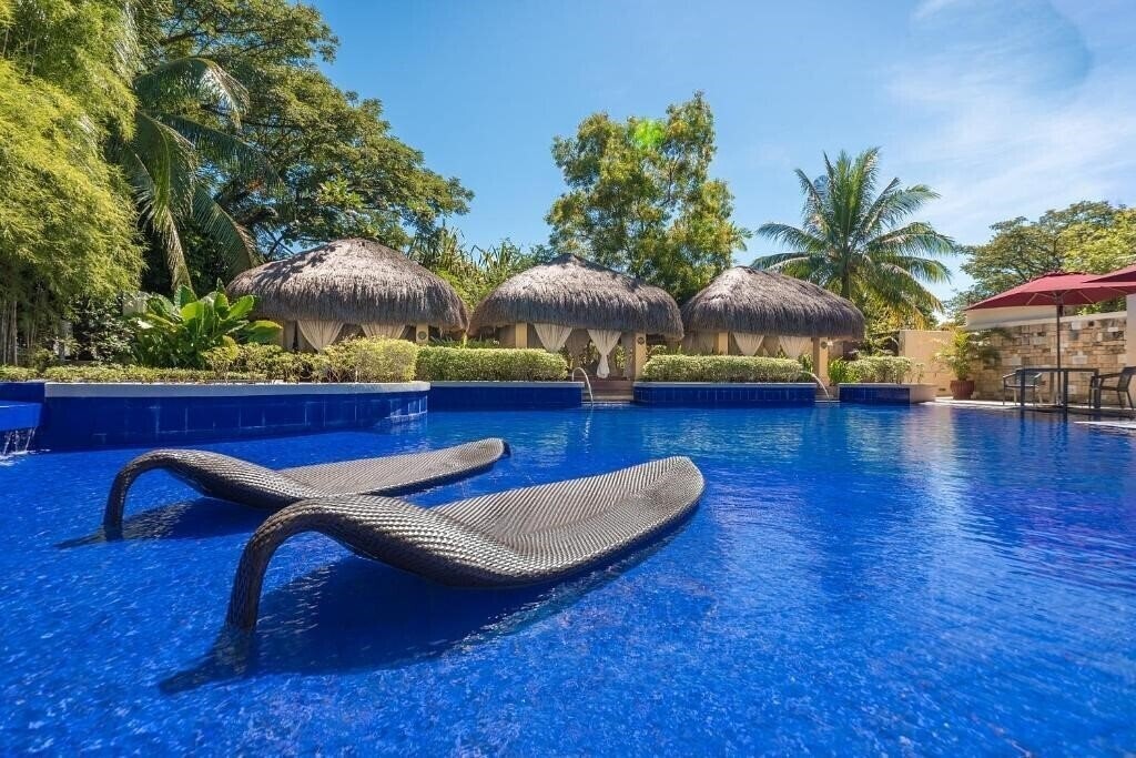 Фотографія Crimson Resort & Spa Mactan 5*
