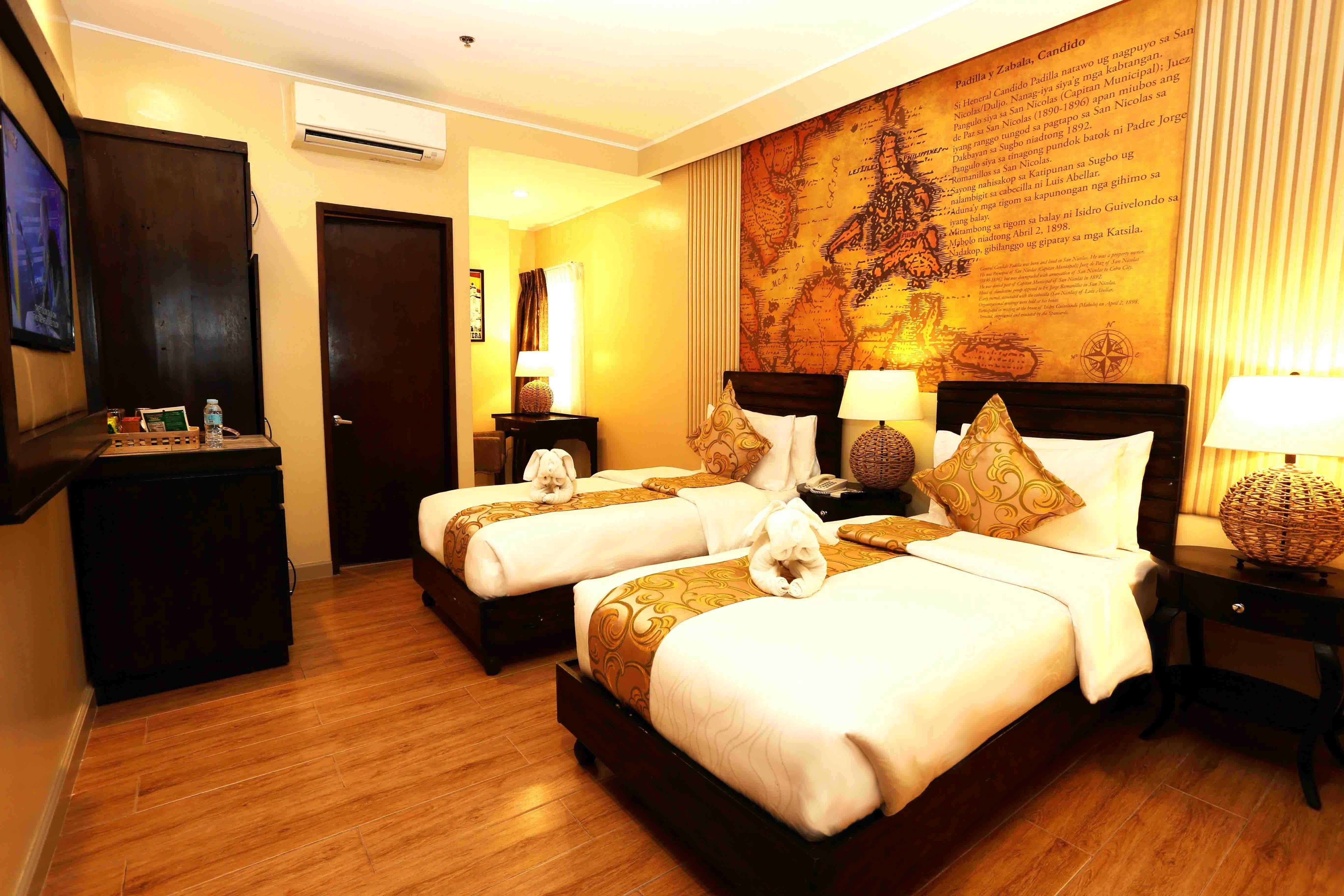Готель Palm Grass Hotel 3*