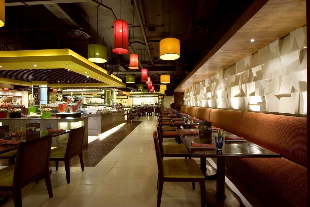 Фотография Waterfront Cebu City Hotel & Casino 4*