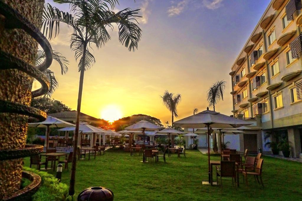 Готель Hotel Centro 4*