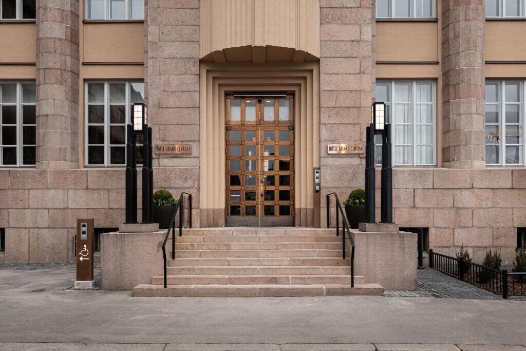 Готель Scandic Grand Central 4*