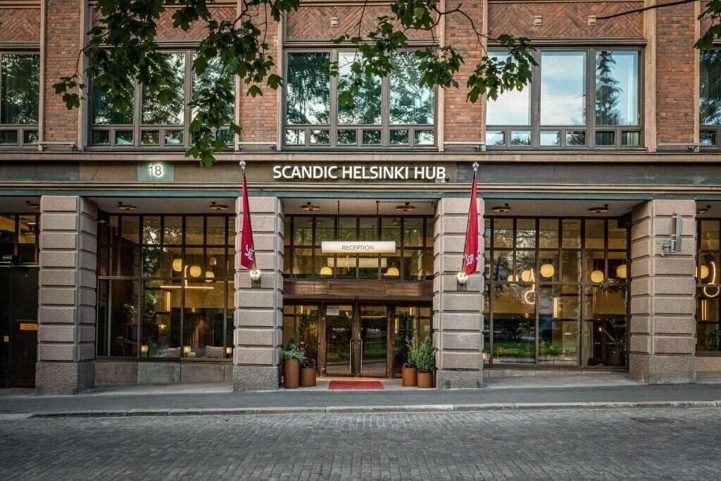 Готель Scandic Helsinki Hub 4*