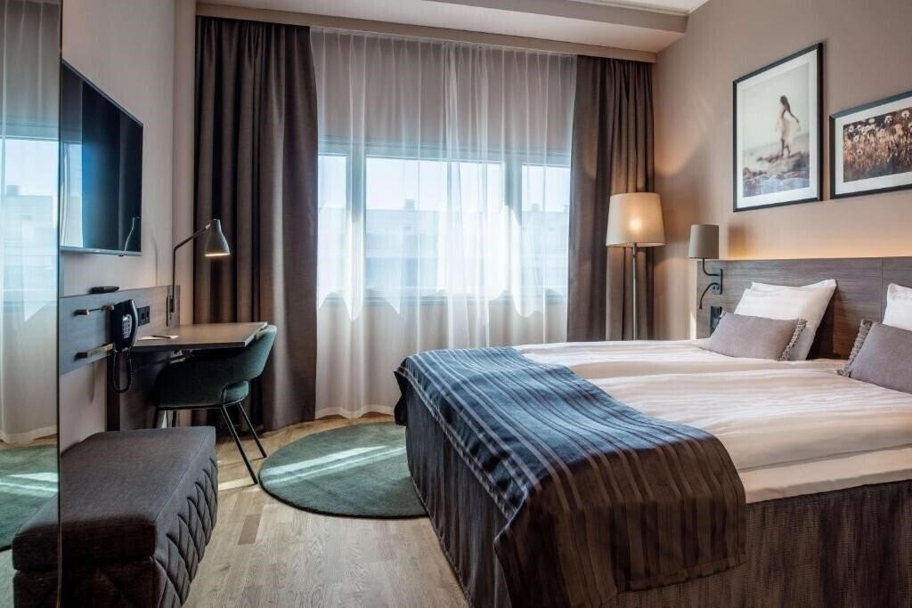 Готель Scandic Helsinki Airport 4*