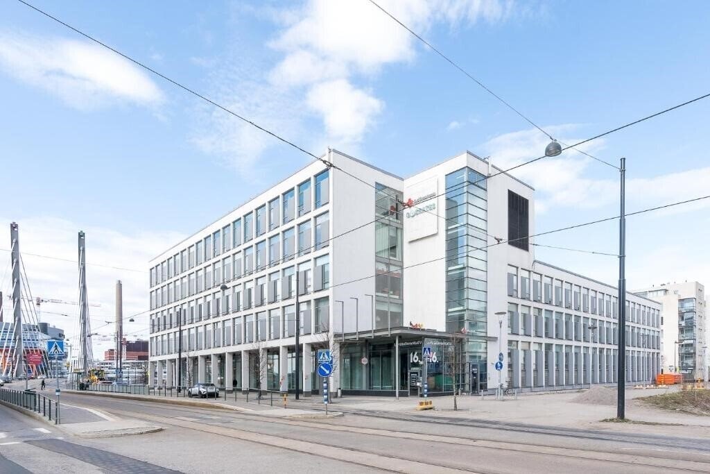 Отель Hiisi Hotel Helsinki Jatkasaari 3*
