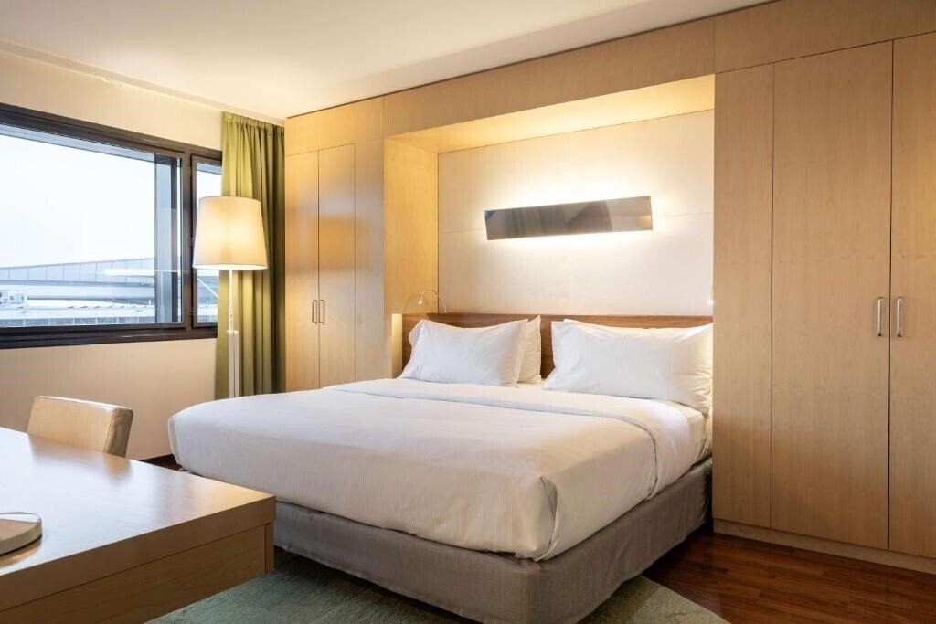 Изображение Hilton Helsinki-Vantaa Airport 5*