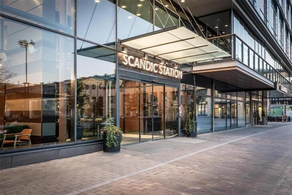 Готель Holiday Inn Helsinki City Centre 4*
