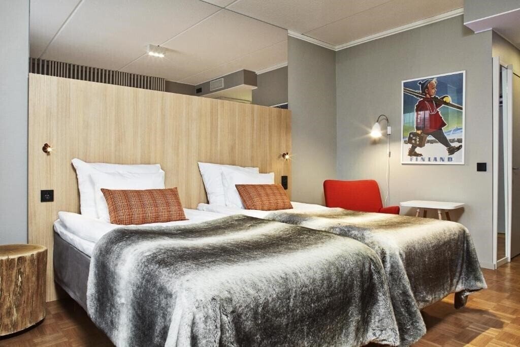 Готель Sokos Vaakuna 4*