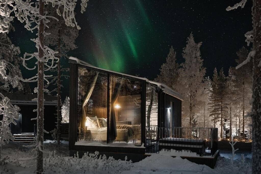 Отель Halo Igloo 5*