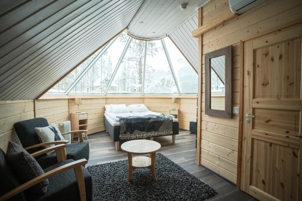 Фото Northern Lights Village Saariselka 4*