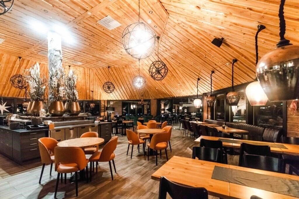 Изображение Northern Lights Village Saariselka 4*