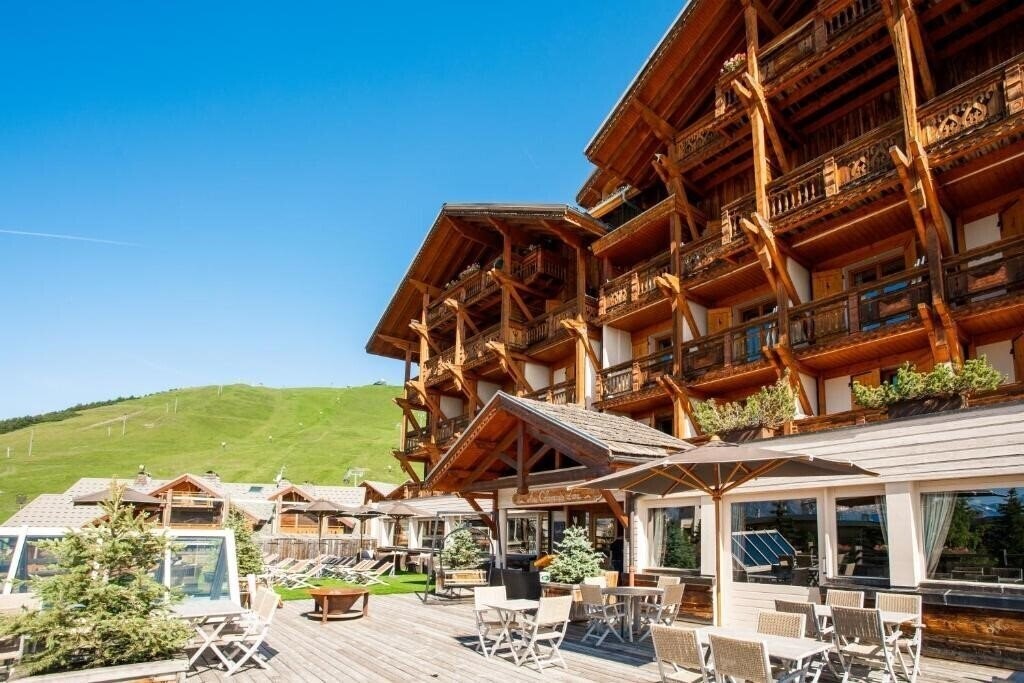 Готель Hotel au Chamois d'Or 5*