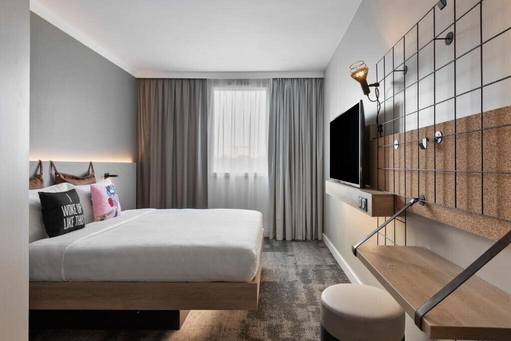 Картинка Moxy Amiens 3*