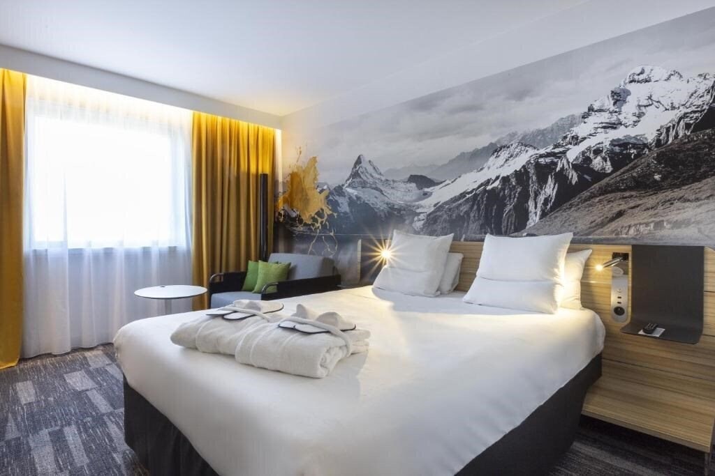 Отель Novotel Annecy Centre 4*