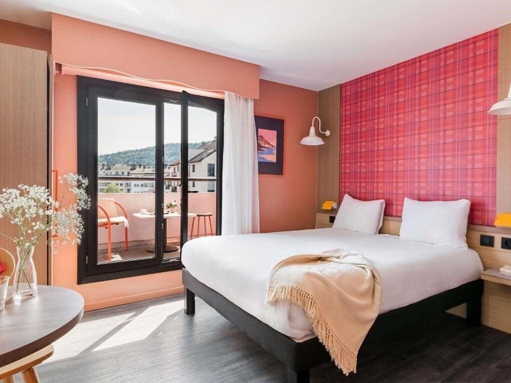 Картинка Ibis Styles Annecy Gare Centre 3*