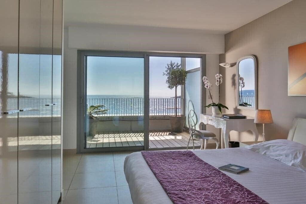 Картинка Royal Antibes Hotel & Residence 4*