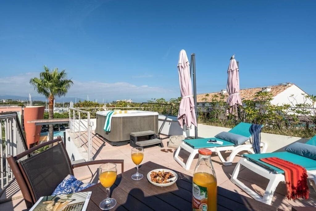 Фотография Pierre & Vacances Residence Premium Port-Prestige 4*