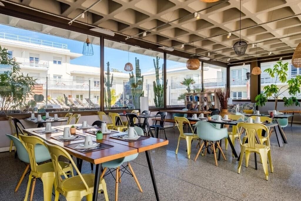 Изображение Comfort Aparthotel Antibes Le Maestria 3*