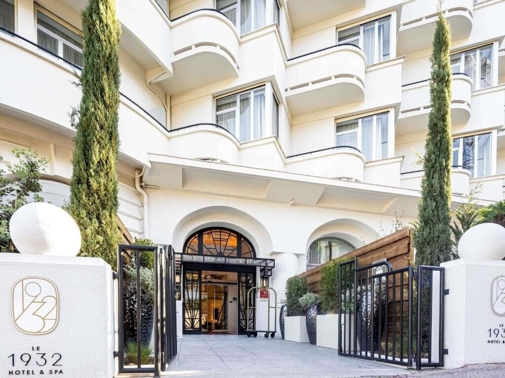 Фото The 1932 Hotel & SPA Cap d'Antibes MGallery Collection 4*