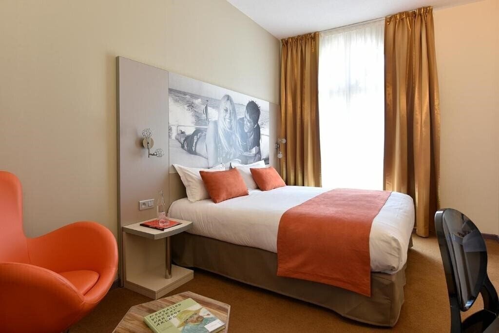 Фотография Arles Plaza 4*