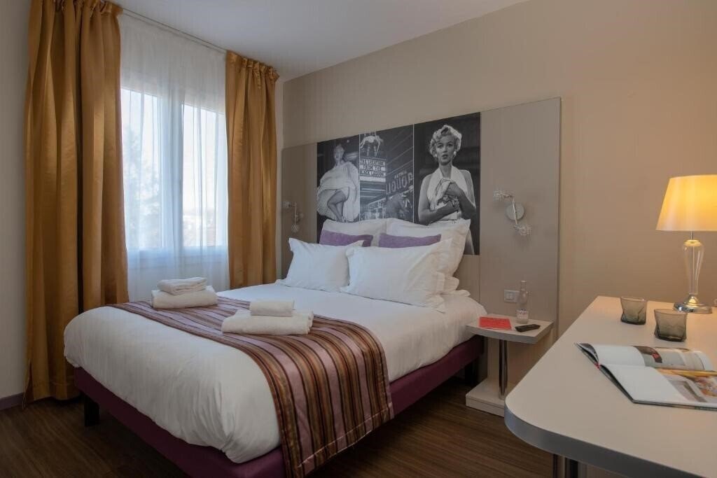 Картинка Arles Plaza 4*