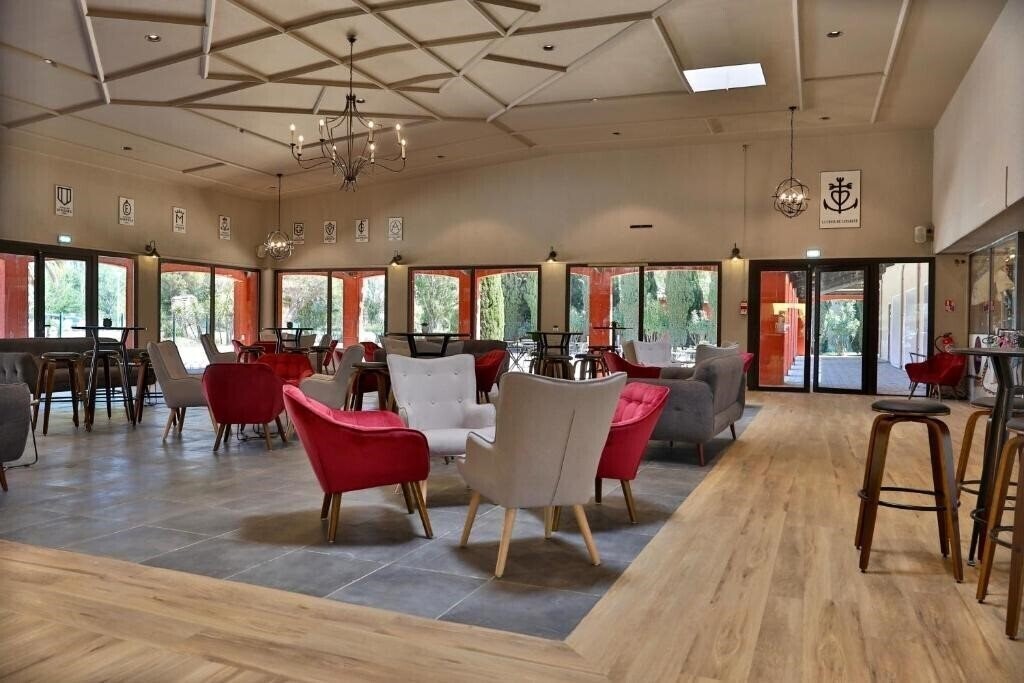 Картинка Sowell Family Les Amandiers 4*