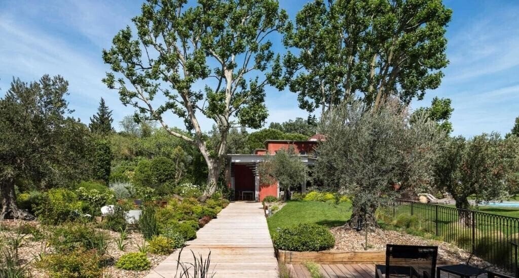 Картинка Best Western Plus Le Lavarin 4*