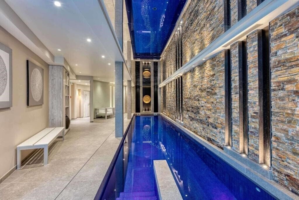 Изображение Best Western Plus Le Lavarin 4*