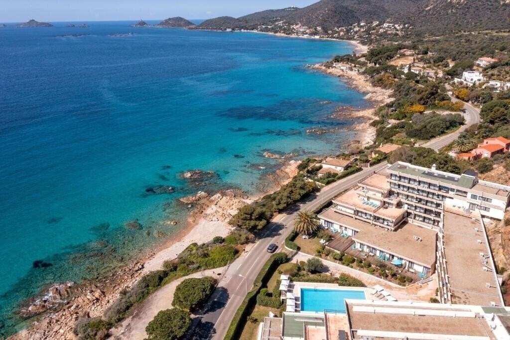 Готель Residence Les Calanques 3*