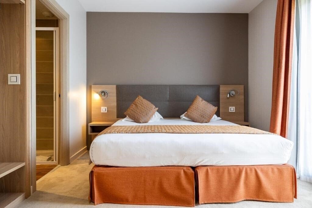 Готель Hotel Le Bastia 3*