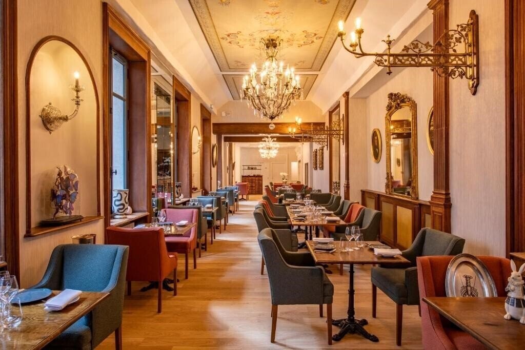 Картинка Hotel de la Poste d'Avallon 4*
