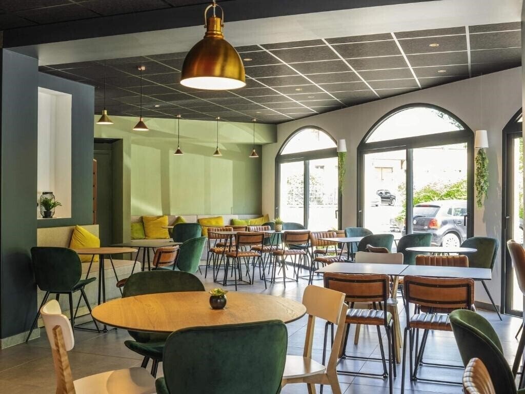 Картинка Ibis Beaune Centre 3*