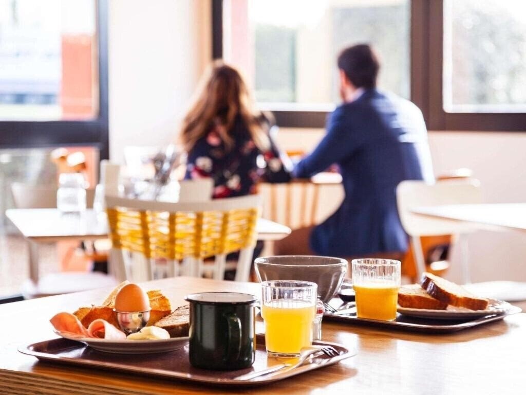 Изображение Greet Hotel Beaune 3*