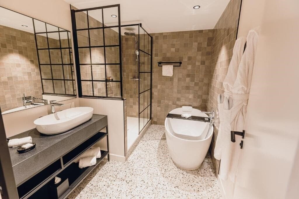 Фотография Cedre Beaune, A Beauvallon Hotel & SPA 5*