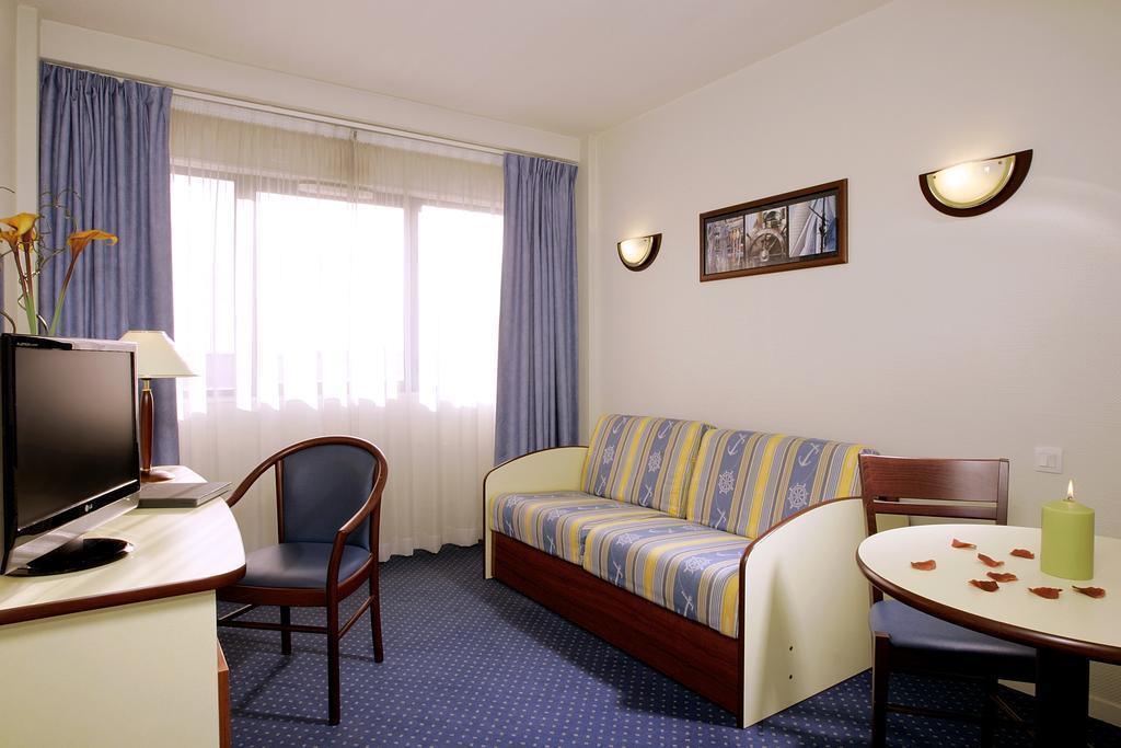 Фотография Appart'City Bordeaux Centre 3*