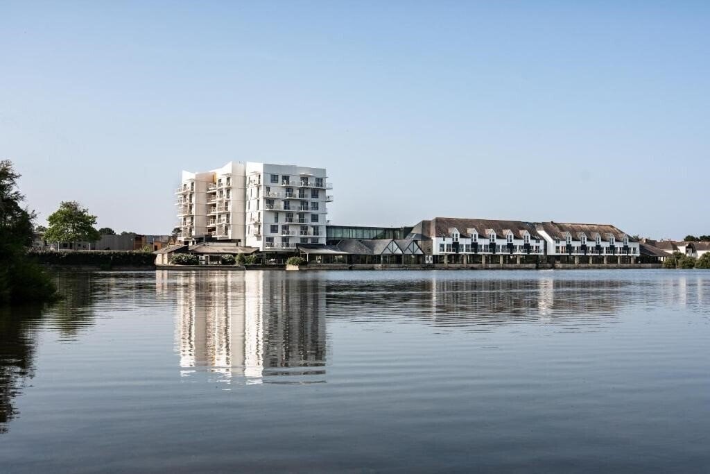 Отель Hotel Thalazur Carnac 4*