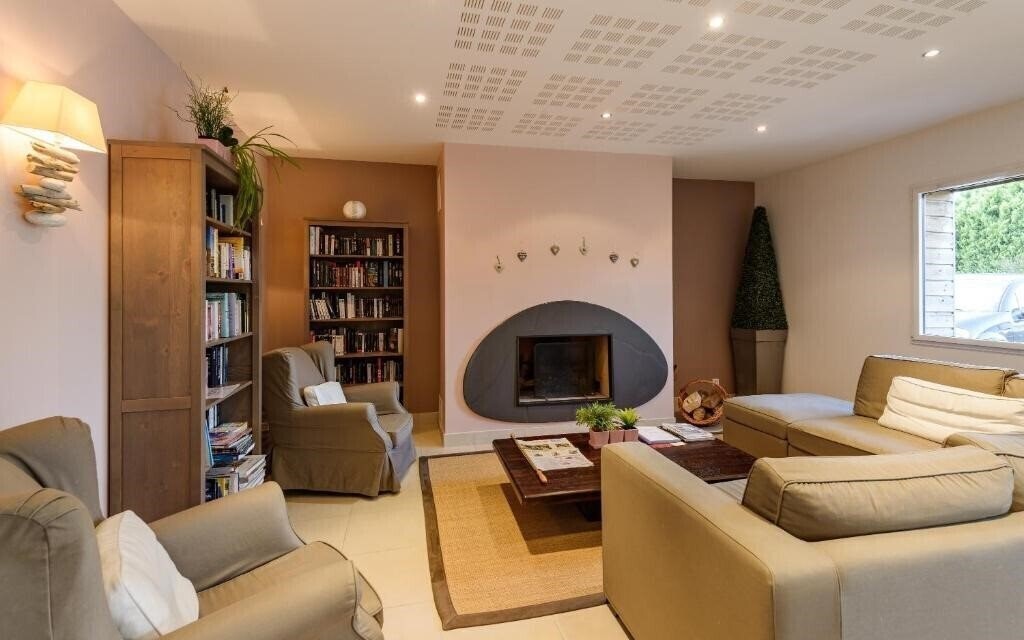 Изображение Les Hauts de La Houle 4*