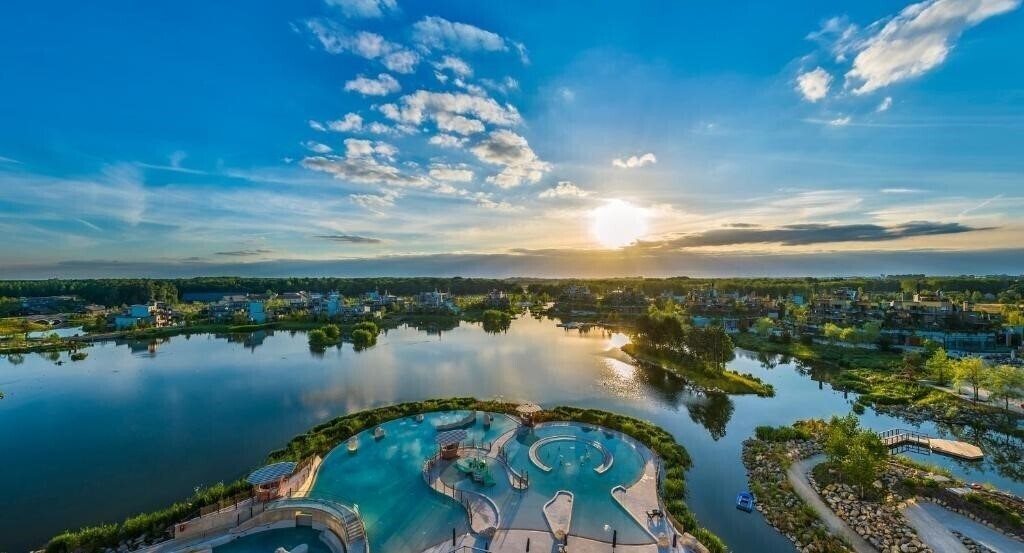 Фото Center Parcs Village Nature Paris 4*