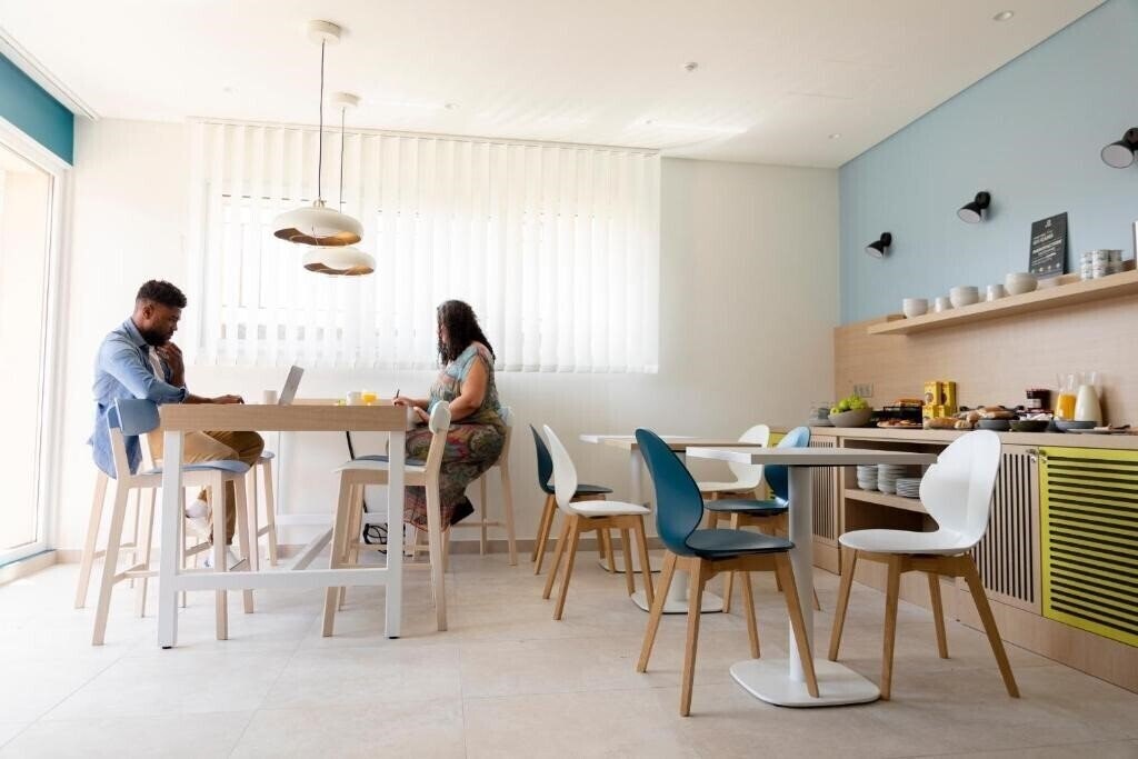 Картинка Appart Hotel Paris Quai de Marne (ex. Aparthotel Adagio Access Nogent-Sur-Marne) 3*