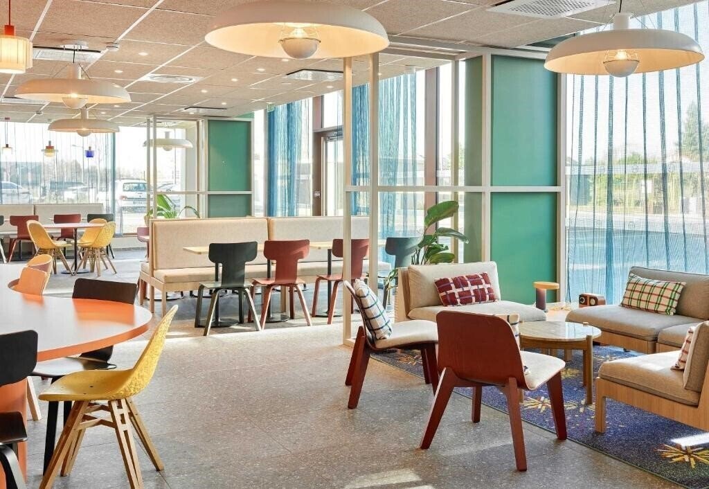 Картинка B&B Hotel Marne la Vallee Val d'Europe 3*